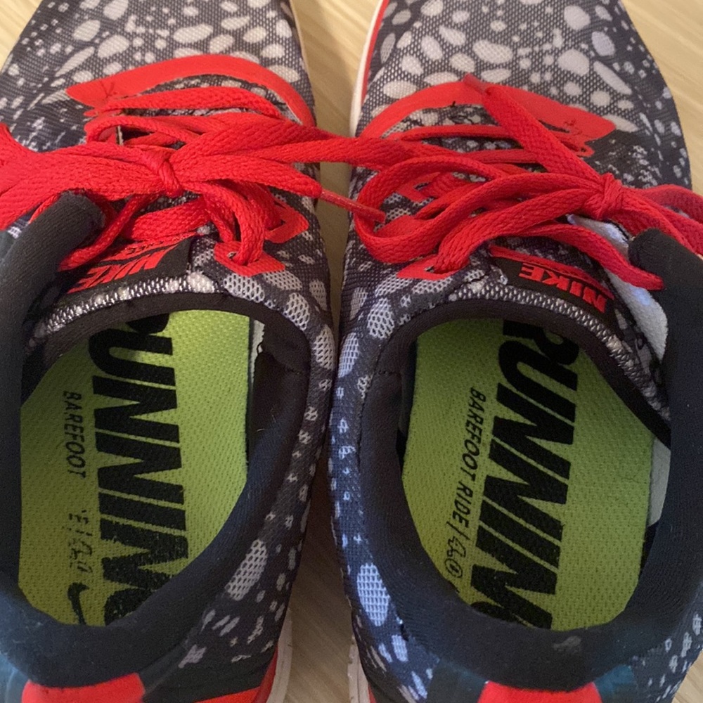 Nike Sneakers - Picture 5 of 7